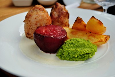 restaurant via 09