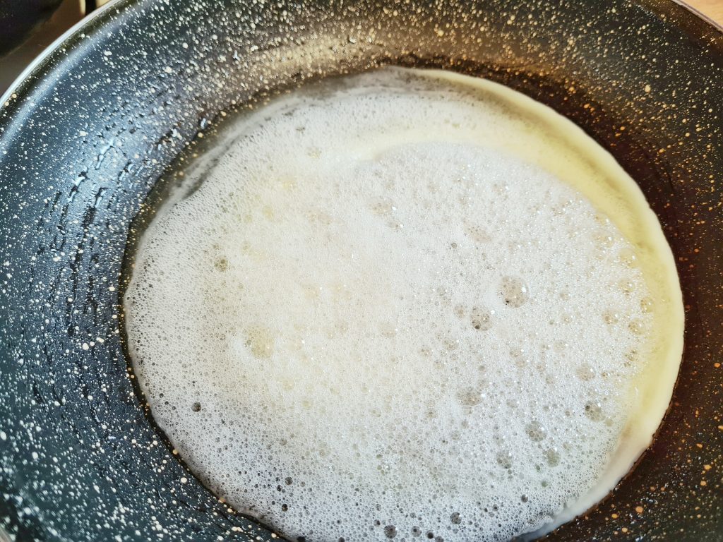 preparare omletă 1