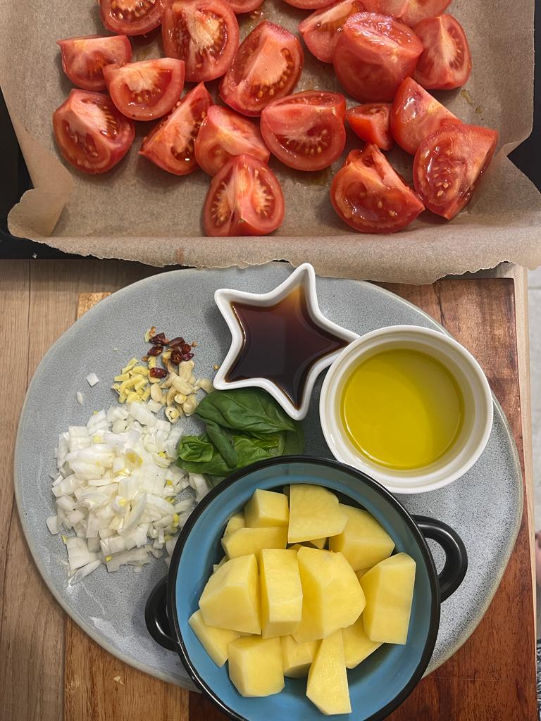 ingrediente pentru supă cremă de roșii
